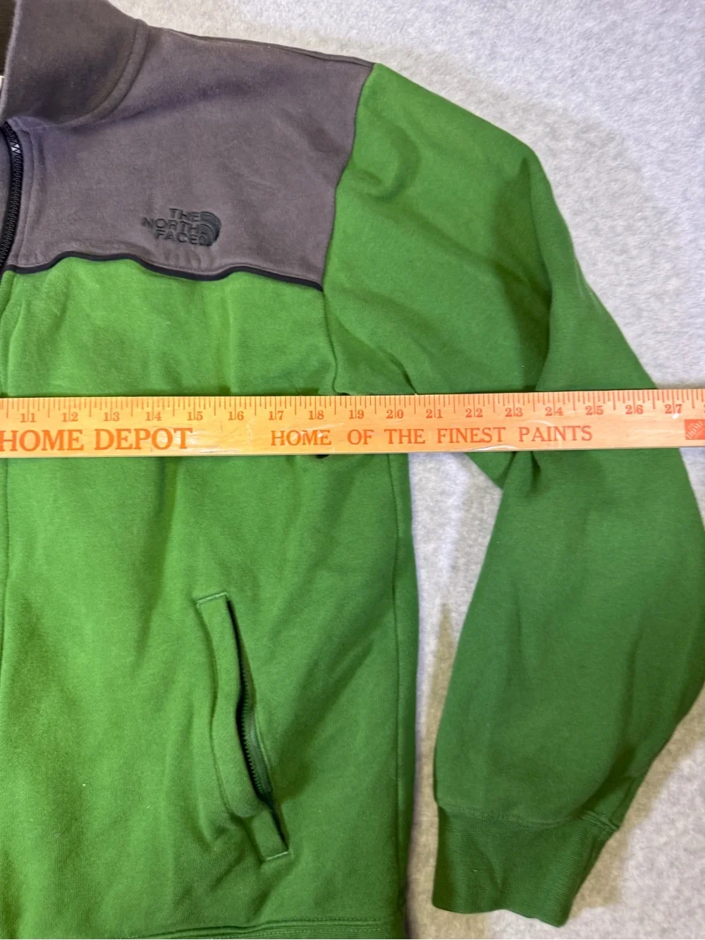 The North Face Men's Green Full-Zip Fleece with Charcoal Yoke